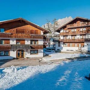 Capannina 3* Cortina dʼAmpezzo
